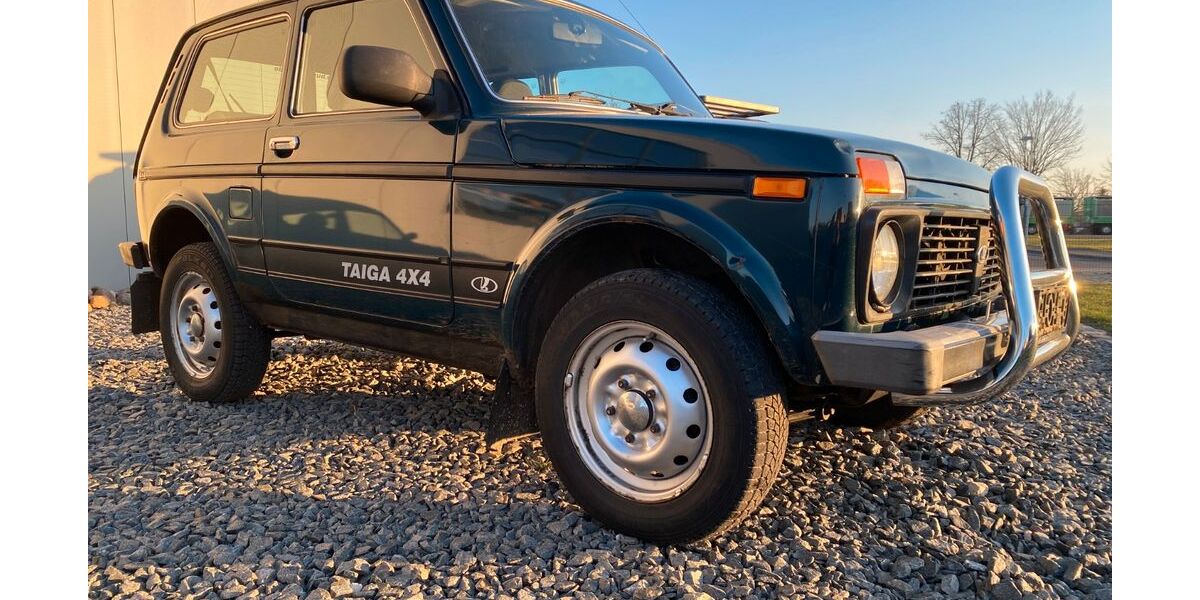 Lada Niva 132.850 km 3.690 &euro; Mockrehna 04862