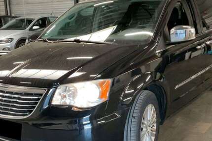 Lancia Voyager 238.000 km 9.000 &euro; Torgau 04860