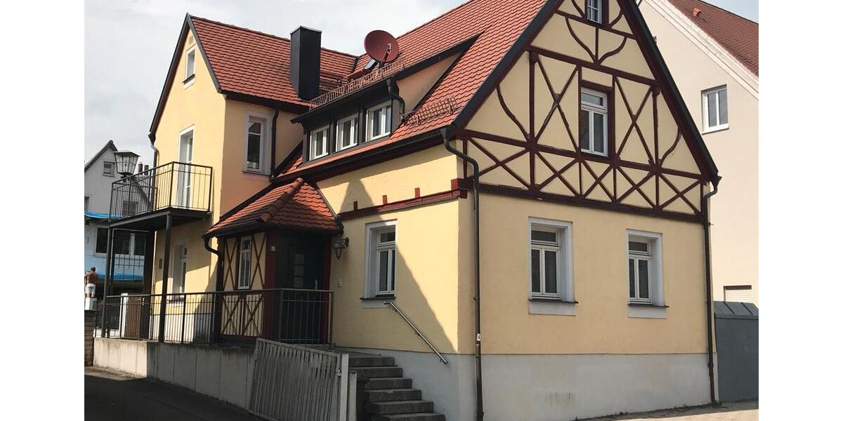 Einfamilienhaus Gunzenhausen - 5 Zimmer, 125 m&sup2;, 1.150&euro; | Angebot:26142214