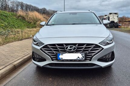 Hyundai i30 185.000 km 9.600 &euro; Bergheim 50129