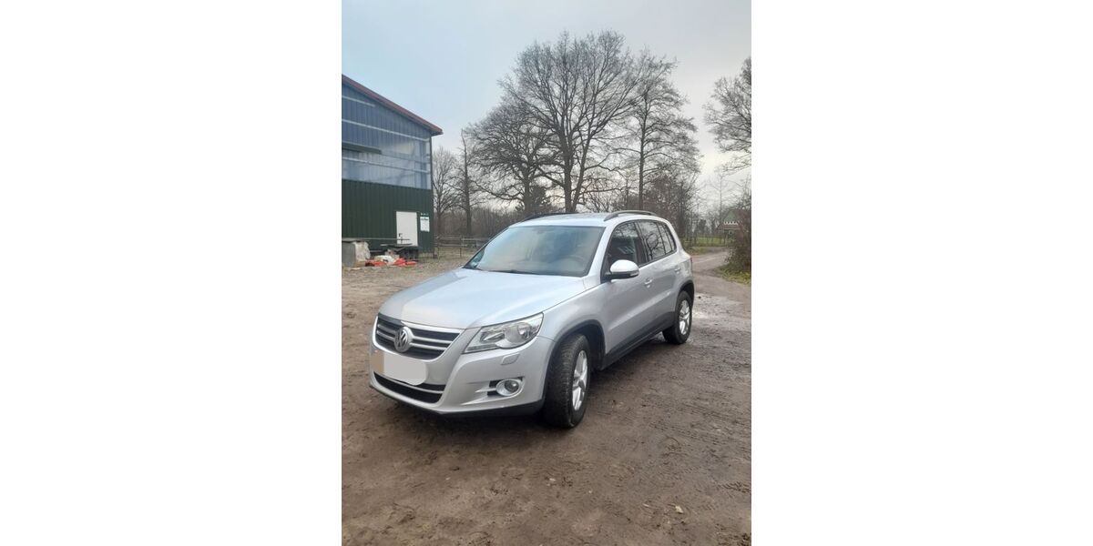 VW Tiguan 271.000 km 5.500 &euro; Großenaspe 24623