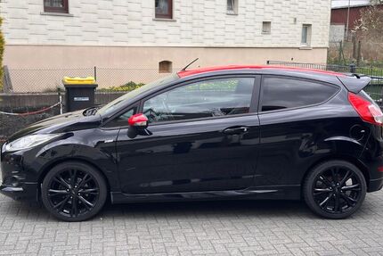 Ford Fiesta 106.000 km 6.900 &euro; Angelburg 35719