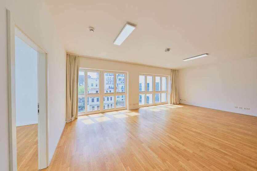 Büro in Hamburg Sankt Pauli 2.040 € 87 m²