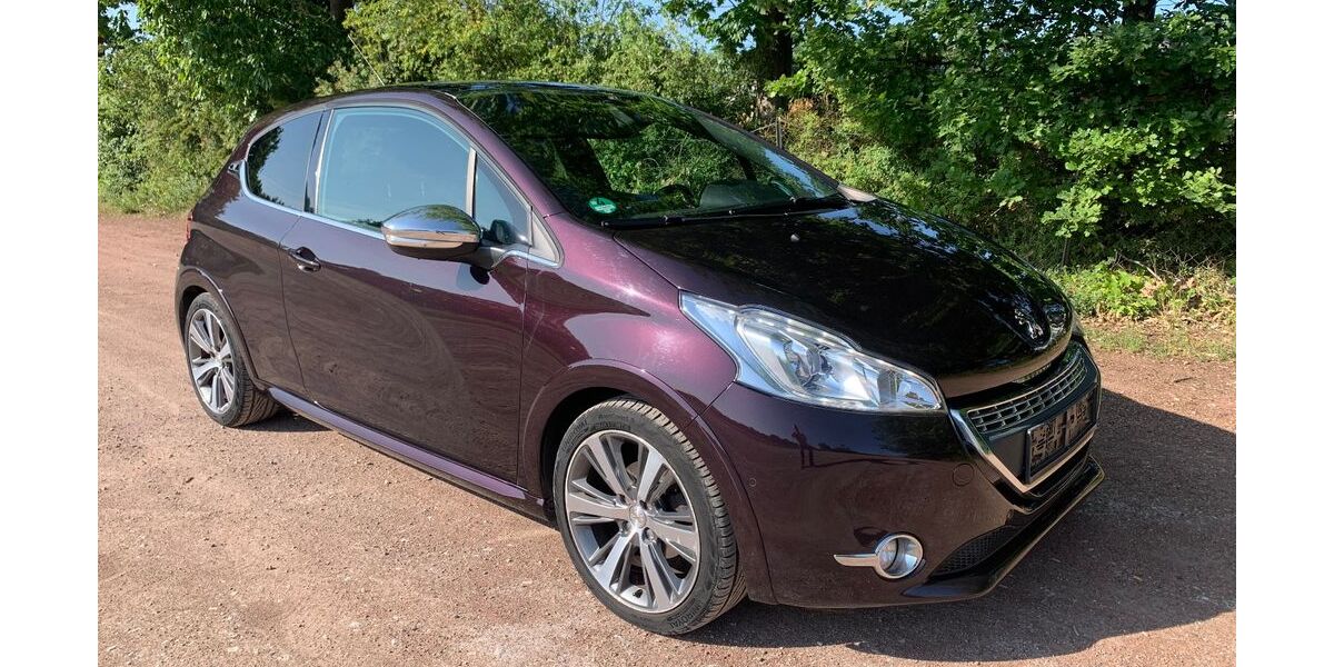 Peugeot 208 173.211 km 5.350 &euro; Garbsen 30826