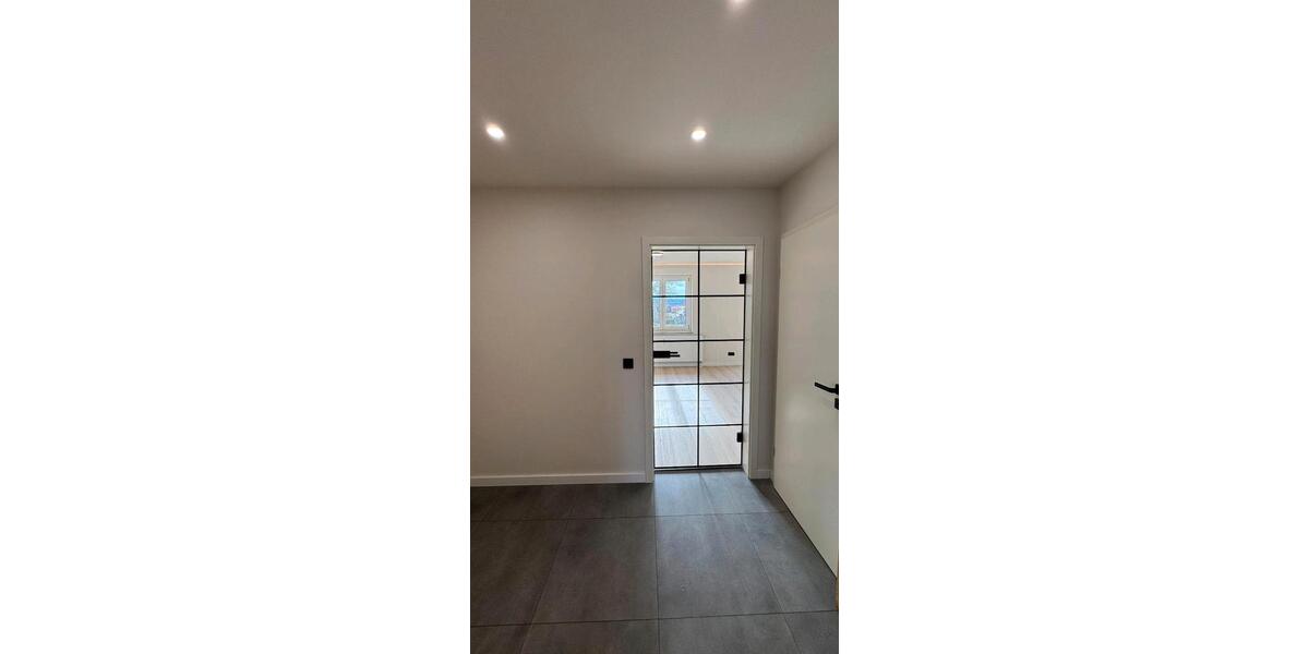 Etagenwohnung Ranis - 2 Zimmer, 61 m&sup2;, 92.000&euro; | Angebot:26904151