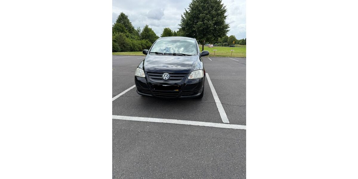 VW Fox 132.000 km 2.599 &euro; Neuss 41468