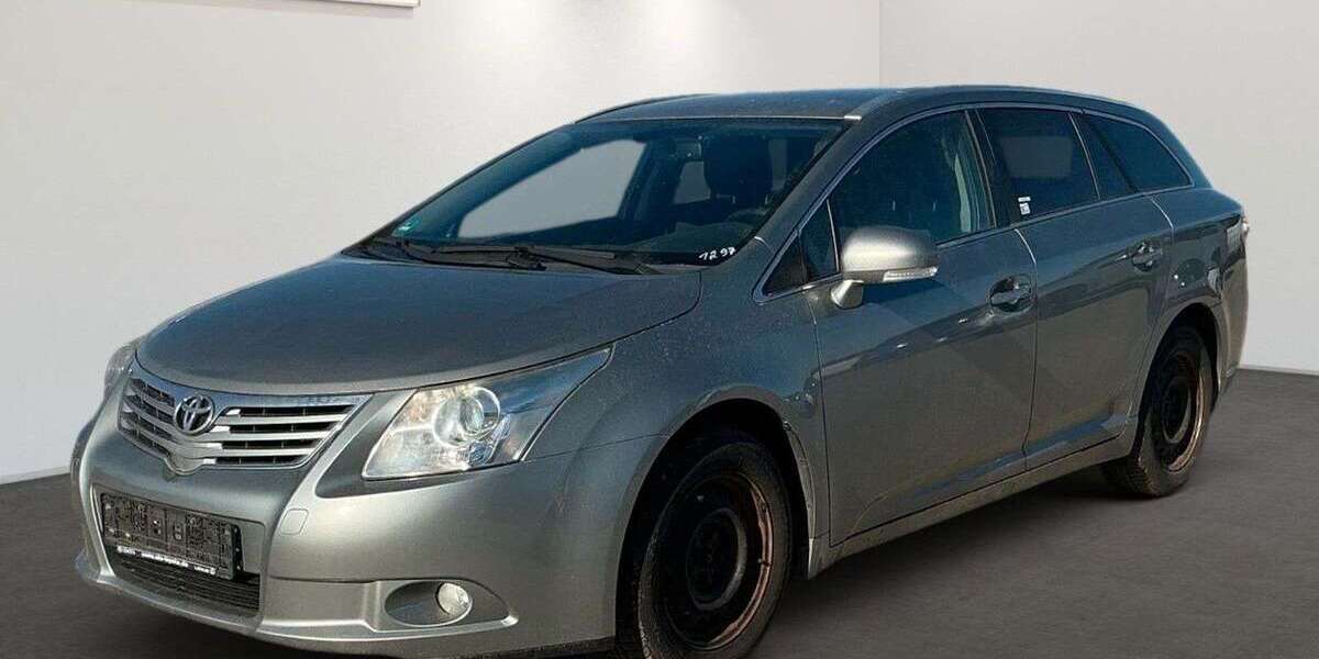 Toyota Avensis 148.543 km 6.299 &euro; Sandersdorf-Brehna 06796