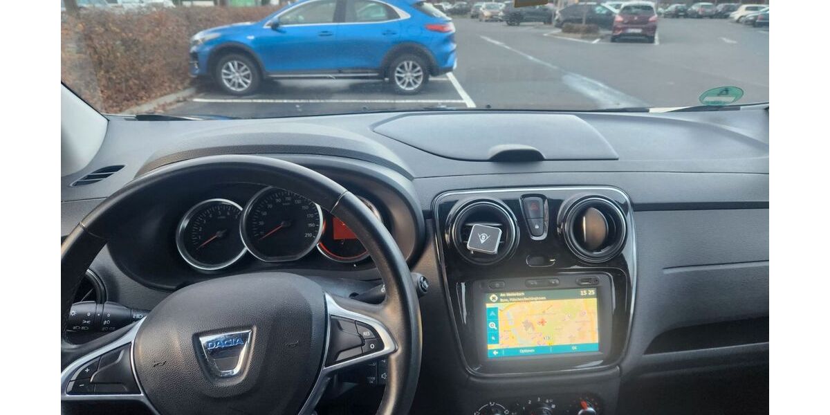 Dacia Lodgy 50.000 km 12.100 &euro; Bonn 53229