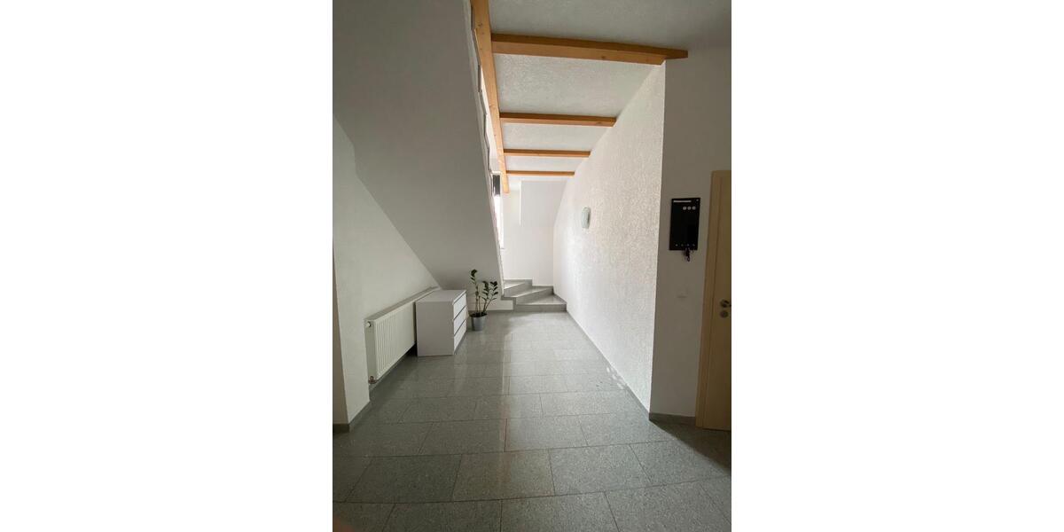 Etagenwohnung Lauchheim - 4 Zimmer, 200 m&sup2;, 1.400&euro; | Angebot:26036021
