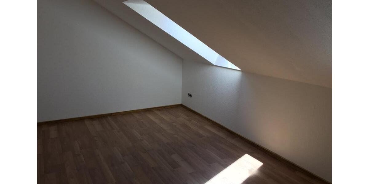 Mehrfamilienhaus, Wohnhaus Reinsdorf - 21 Zimmer, 501 m&sup2;, 365.000&euro; | Angebot:11540420
