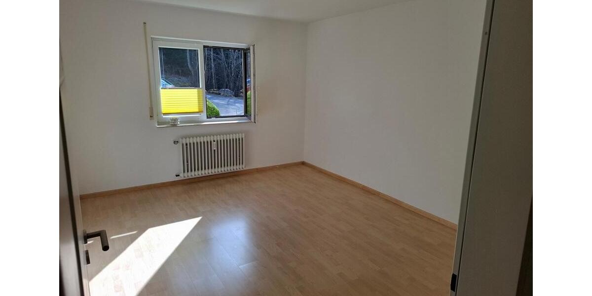 Erdgeschoßwohnung Triberg im Schwarzwald - 3.5 Zimmer, 85 m&sup2;, 174.900&euro; | Angebot:26611582