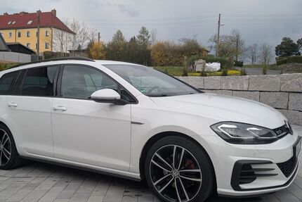 VW Golf 193.000 km 13.999 &euro; Eisfeld 98673