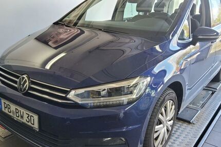 VW Touran 70.349 km 25.990 &euro; Aurich 26607