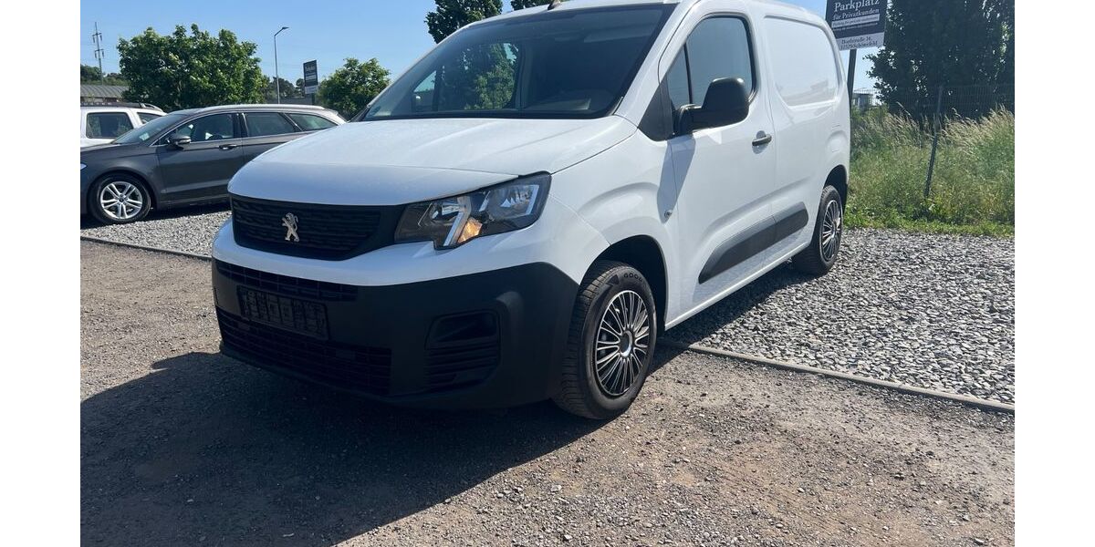 Peugeot Partner 92.500 km 9.950 &euro; mahlow 15831