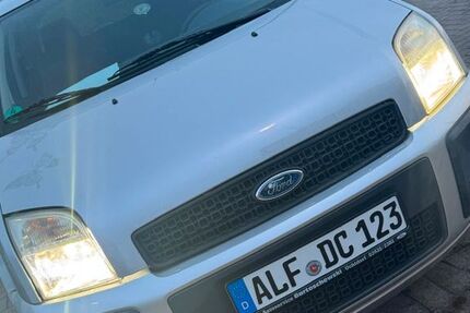 Ford Fusion 158.000 km 999 &euro; Elze 31008