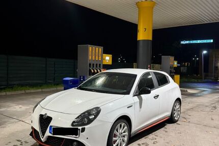 Alfa Romeo Giulietta 119.500 km 13.900 &euro; Cottbus 03046