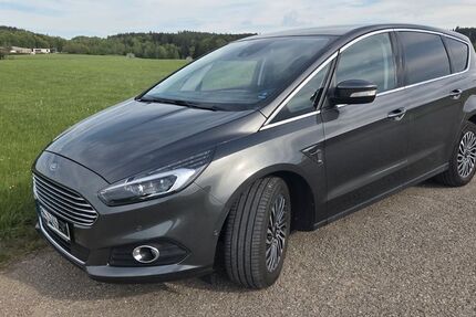 Ford S-Max 93.435 km 19.500 &euro; Berg 82335