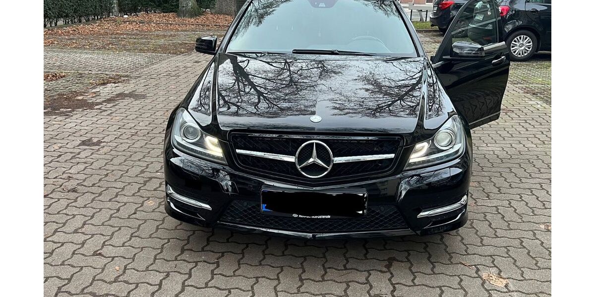 Mercedes-Benz C 250 209.000 km 12.490 &euro; Hamburg 22149