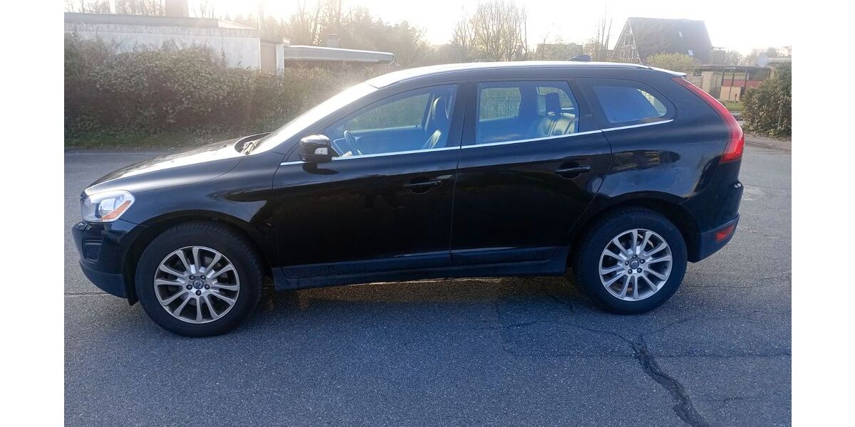 Volvo XC60 128.300 km 12.800 &euro; Westerrade 23815