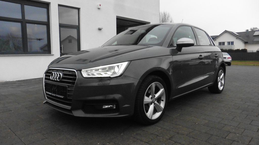 Audi A1 111.500 km 11.200 &euro; Bad-Friedrichshall 74177