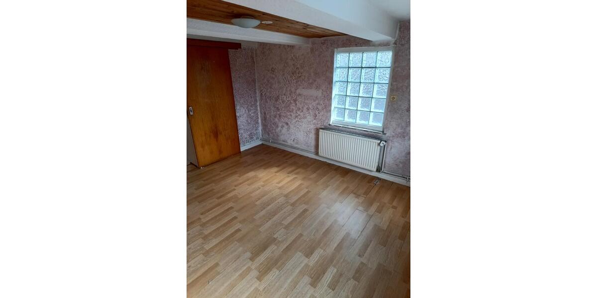 Mehrfamilienhaus, Wohnhaus Ilsede - 8 Zimmer, 198 m&sup2;, 155.000&euro; | Angebot:26416093