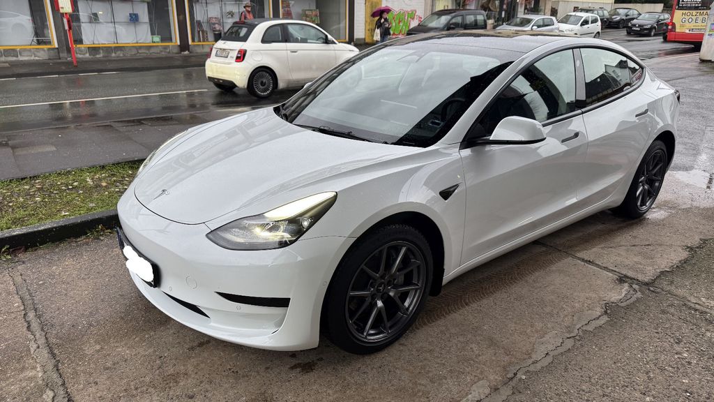 Tesla Model 3 52.000 km 24.900 &euro; Leverkusen 51381