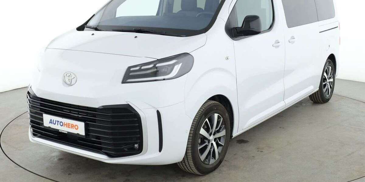 Toyota Proace 8.156 km 39.880 &euro; Neufahrn 85375