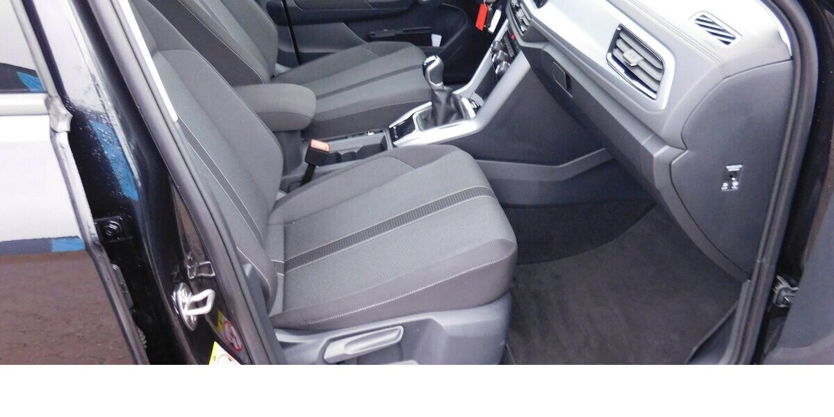 VW T-Roc 1.0 Life TSI BMT Navi Klima Alu 19.600 km 18.990 &euro; Vordorf 38533