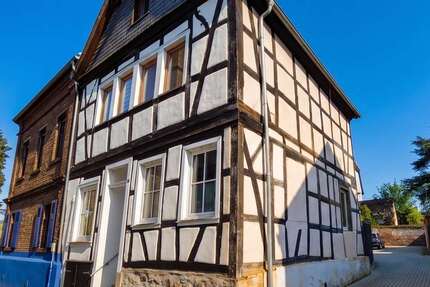 Haus Remagen / Oberwinter Oberwinter - 4 Zimmer, 130 m&sup2;, 315.000&euro; | Angebot:26803997