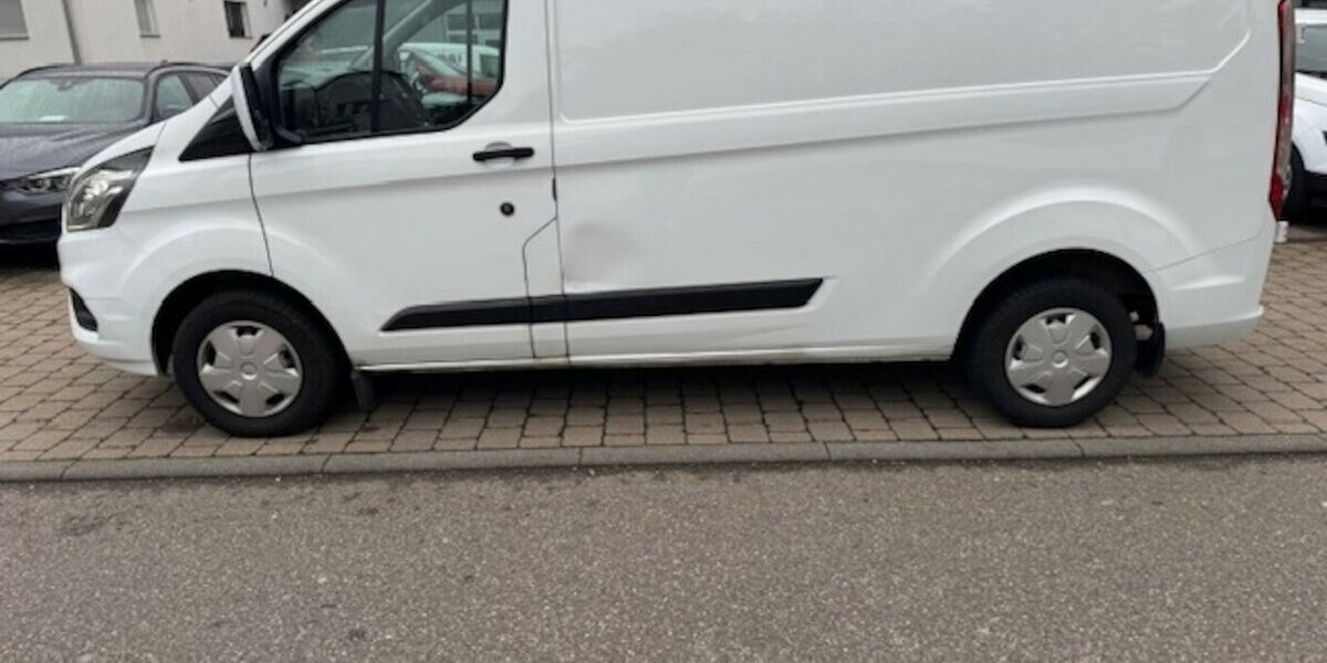 Ford Transit Custom 2.0 TDCI Kasten 300 L2 Trend 113.850 km 7.990 &euro; Neckarsulm 74172