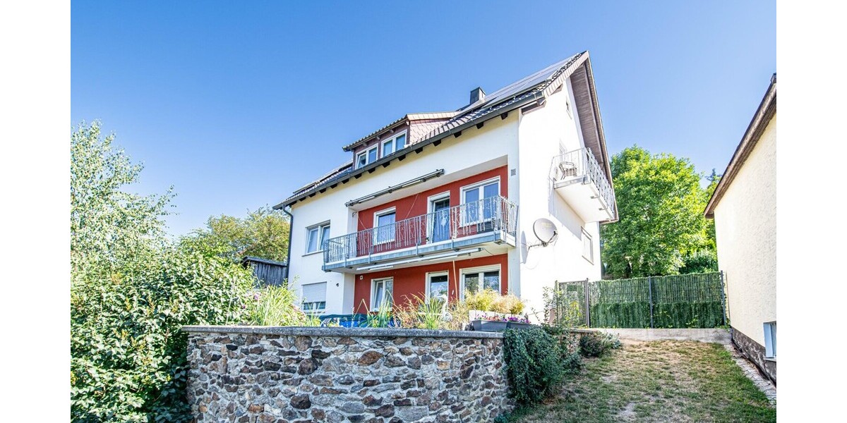 Vielseitiges Mehrfamilienhaus in Furth im Wald - Mehrfamilienhaus, Wohnhaus Furth im Wald | Angebot:27315678