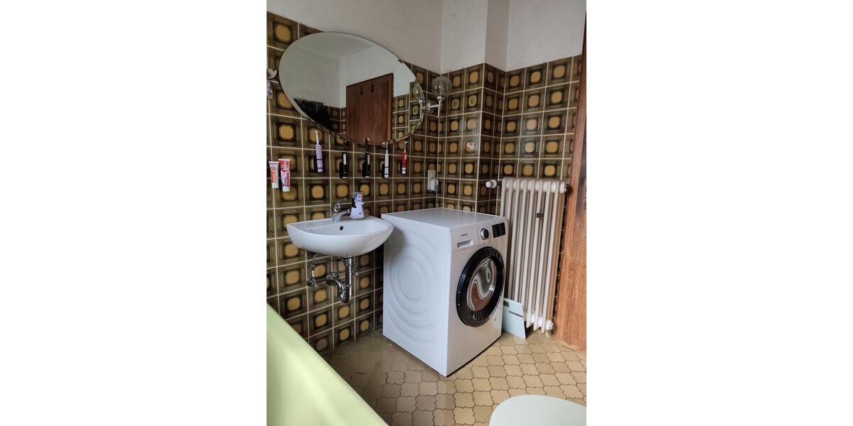 Dachgeschoßwohnung Adenau - 2 Zimmer, 85 m&sup2;, 700&euro; | Angebot:26236219