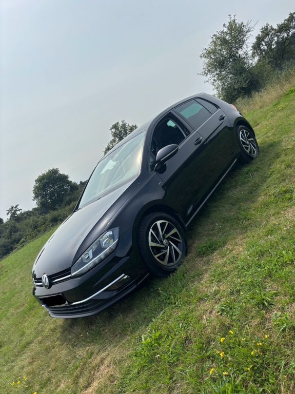 VW Golf 83.000 km 12.900 € Salmtal 54528