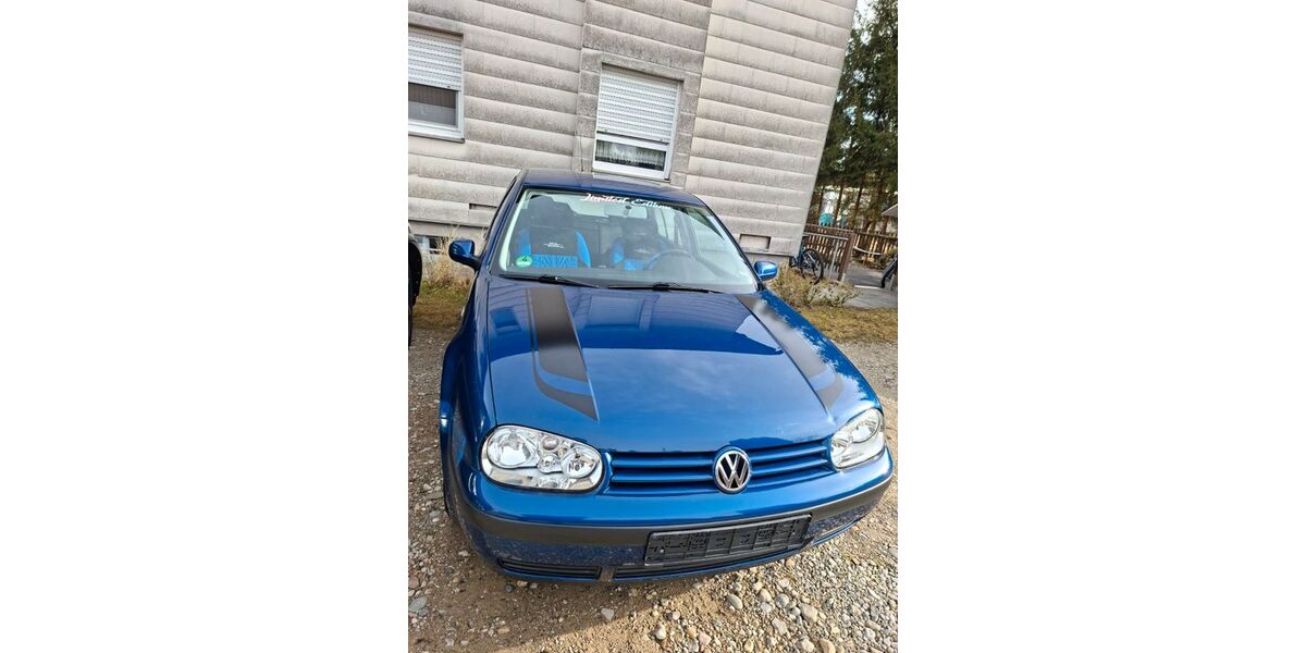 VW Golf 204.000 km 2.500 &euro; GRAFING B.MÜNCHEN 85567