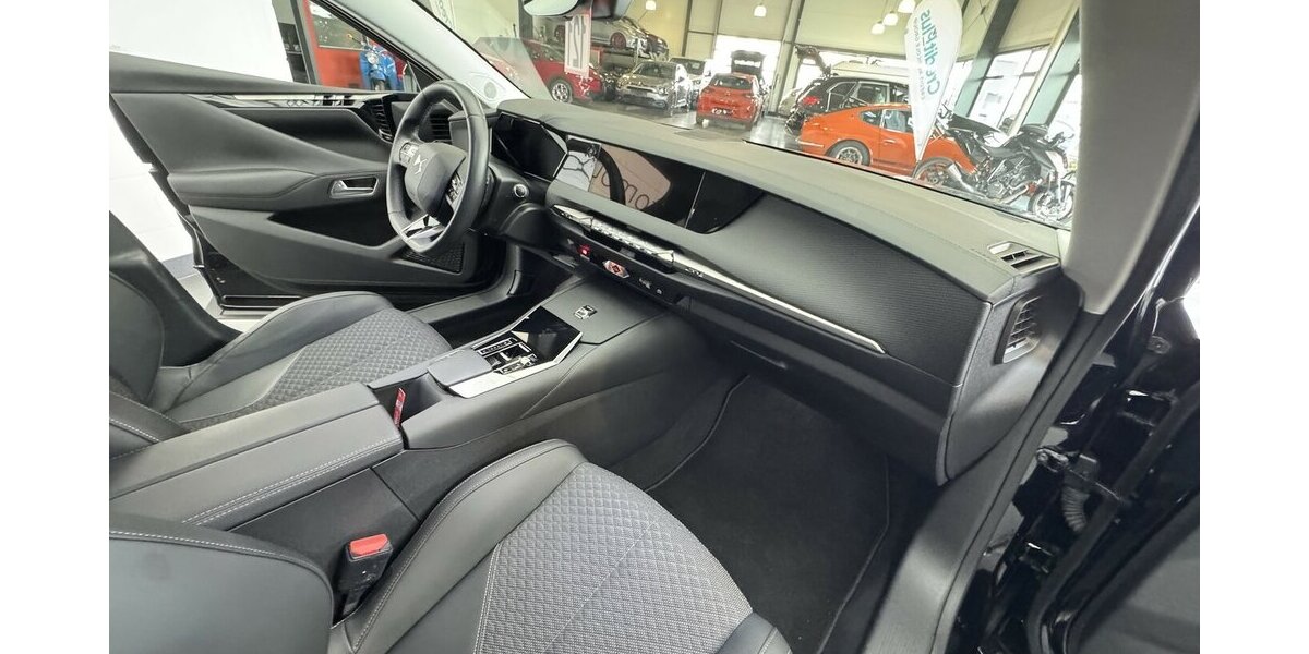 DS Automobiles DS4 E-Tense 225 Trocadero FULL LED Carplay 34.100 km 23.560 &euro; Lich 35423