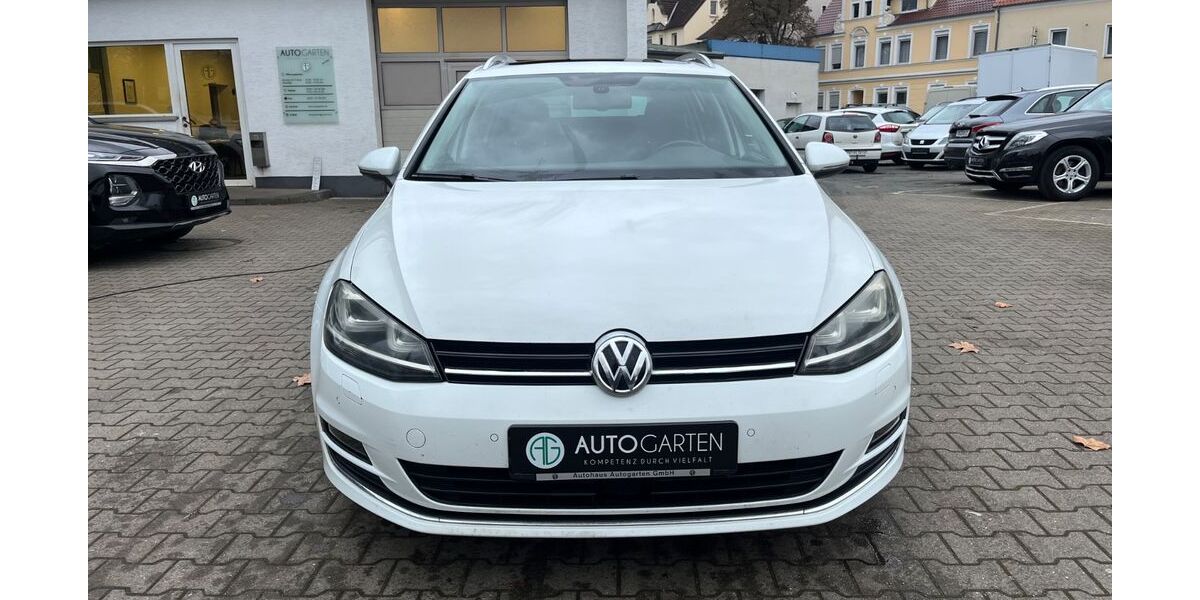 VW Golf 243.000 km 8.990 &euro; Paderborn 33098
