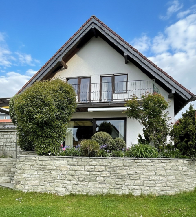 Haus zum Mieten in Kronberg 2.600 € 153 m² 5 zimmer