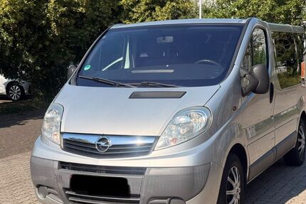 Opel Vivaro 177.366 km 5.990 &euro; Neustadt 31535
