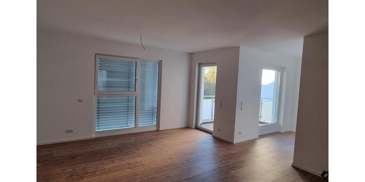 Etagenwohnung Kenn - 3 Zimmer, 95 m&sup2;, 1.100&euro; | Angebot:26462262