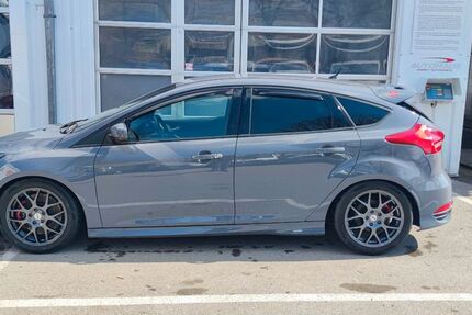 Ford Focus 80.000 km 18.000 &euro; Pastetten 85669