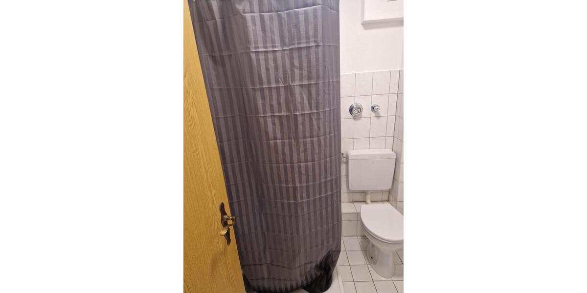 Dachgeschoßwohnung Siegen Weidenau - 1 Zimmer, 24 m&sup2;, 370&euro; | Angebot:25333136