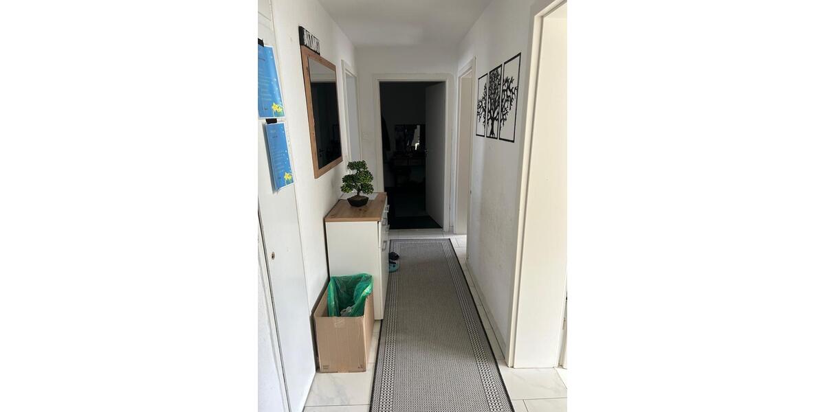 Etagenwohnung Schwetzingen - 3 Zimmer, 69 m&sup2;, 1.000&euro; | Angebot:26131510