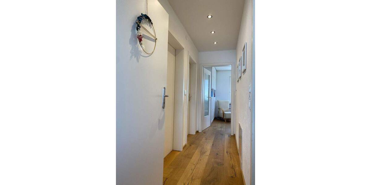 Exklusiv saniertes Einfamilienhaus mit Garten, Terrasse & Smart-Home 8 zimmer