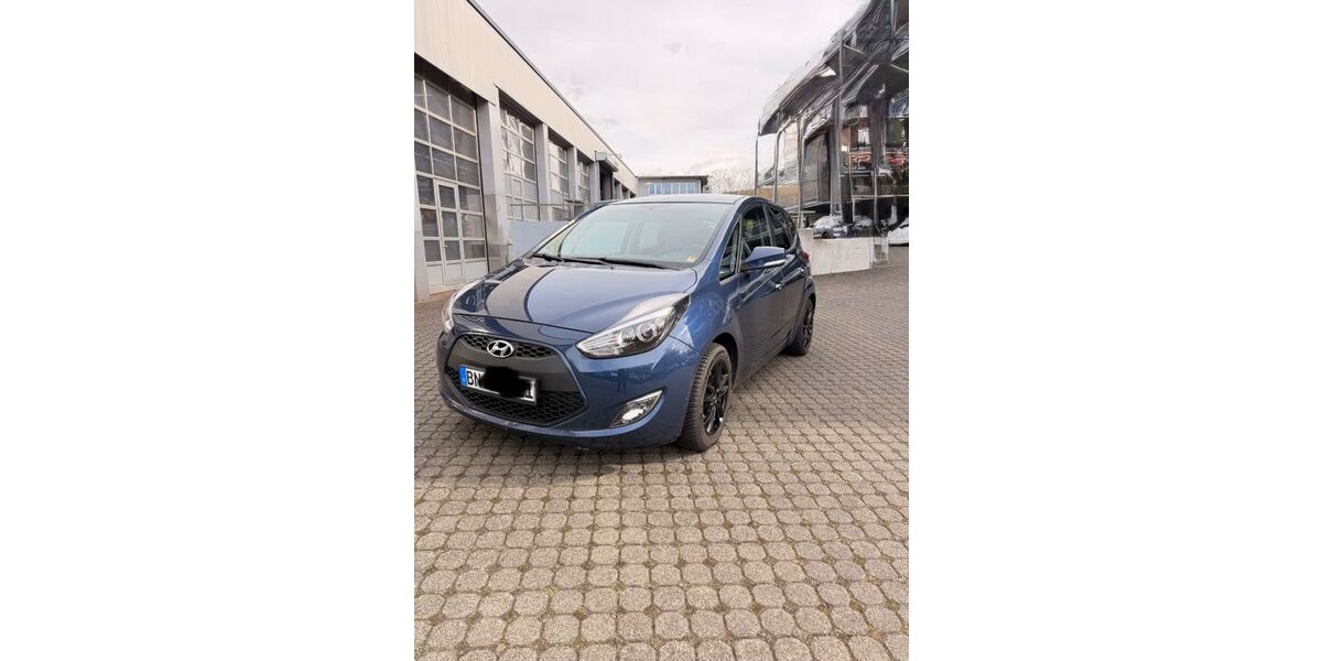 Hyundai ix20 97.000 km 12.200 &euro; Bonn 53177