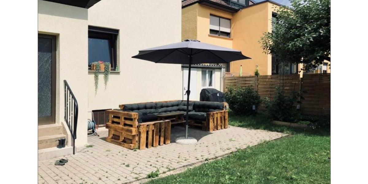 Einfamilienhaus Kornwestheim - 8.5 Zimmer, 204 m&sup2;, 3.900&euro; | Angebot:23257685