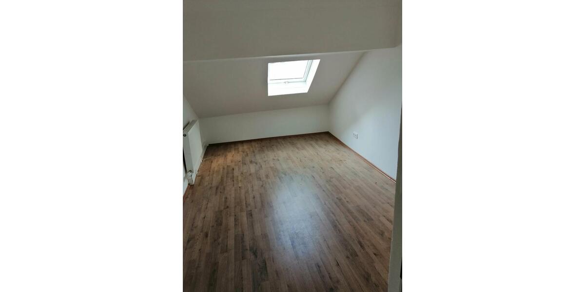 Einfamilienhaus Furth im Wald - 4 Zimmer, 105 m&sup2;, 1.100&euro; | Angebot:26599247