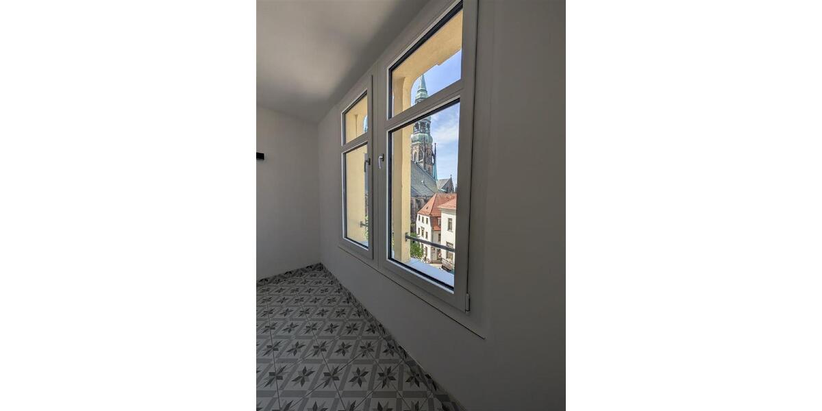 Maisonettenwohnung Zwickau - 5 Zimmer, 175 m&sup2;, 1.300&euro; | Angebot:26621738