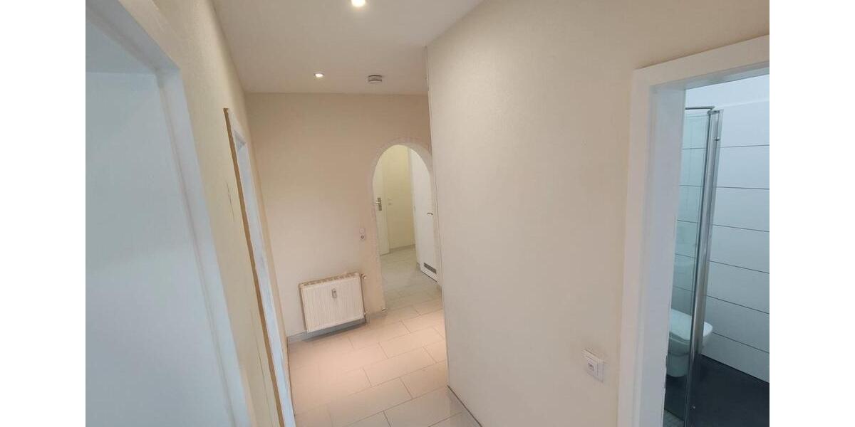 Erdgeschoßwohnung Bergneustadt - 4 Zimmer, 81 m&sup2;, 179.000&euro; | Angebot:27112184