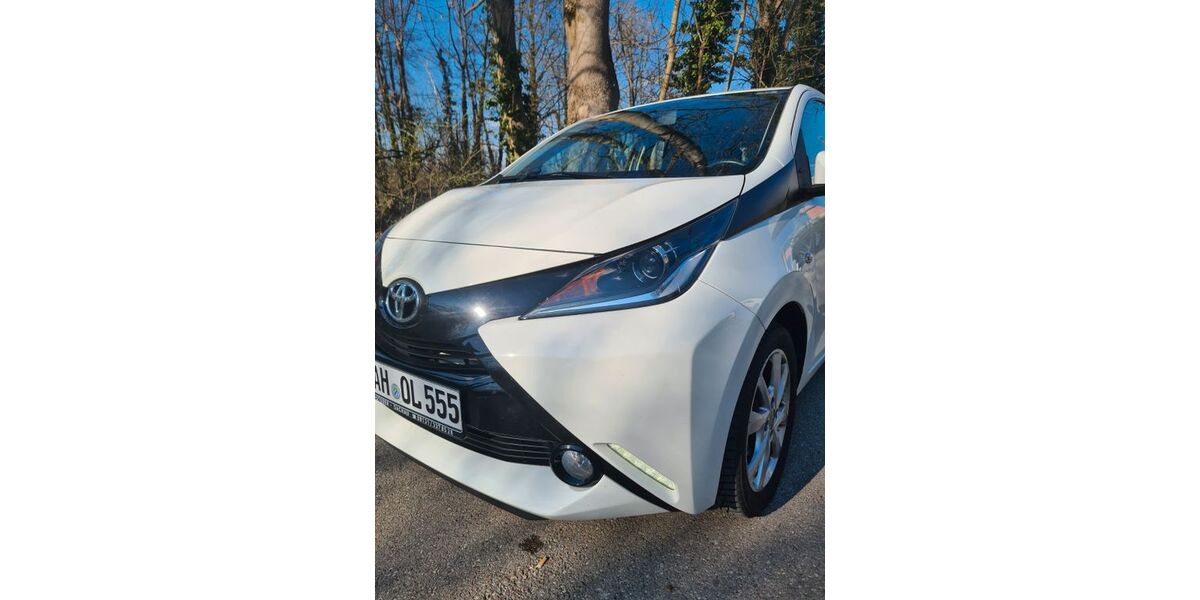 Toyota Aygo (X) 58.500 km 8.000 &euro; Dachau 85221