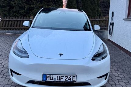 Tesla Model Y 39.826 km 35.100 &euro; Polling-Ehring 84570